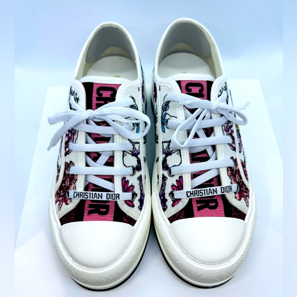 DIOR - new, never worn, floral sneakers Walk’n’Dior